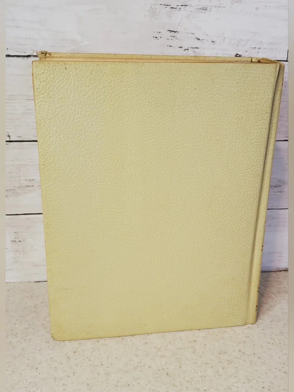 Vintage 1963 Catholic Holy Bible Good Counsel Confraternity Hardcover Gold Edge